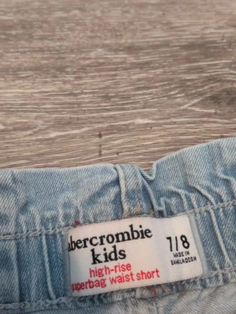 Abercrombie Kids High-Rise Paperbag Waist Short Size 7/8